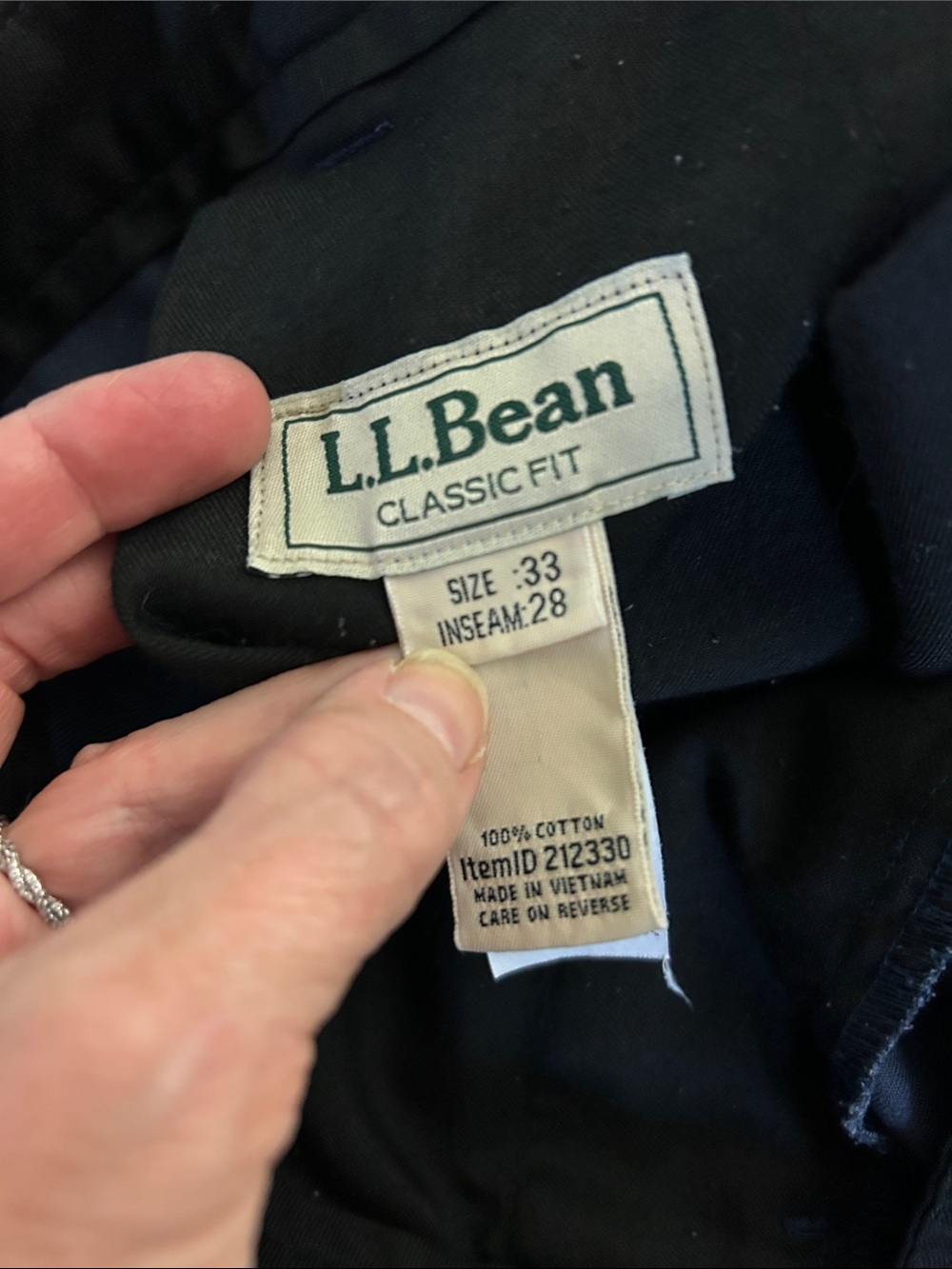 L.L. Bean Navy Classic Chino Pants 33 x 28 - Picture 3 of 3